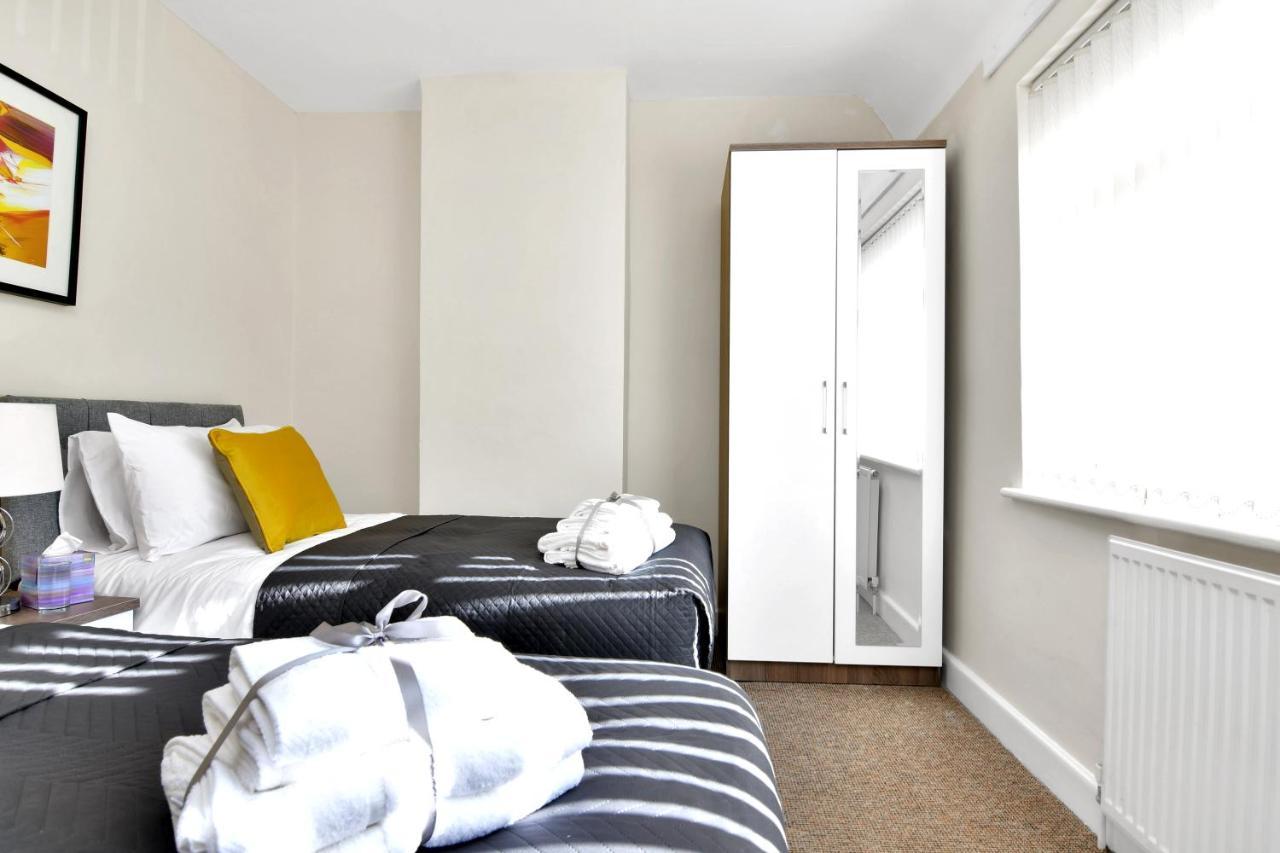 Xclusive Living Stay Near Airport & Nec, The Whitecroft Sheldon  Екстер'єр фото