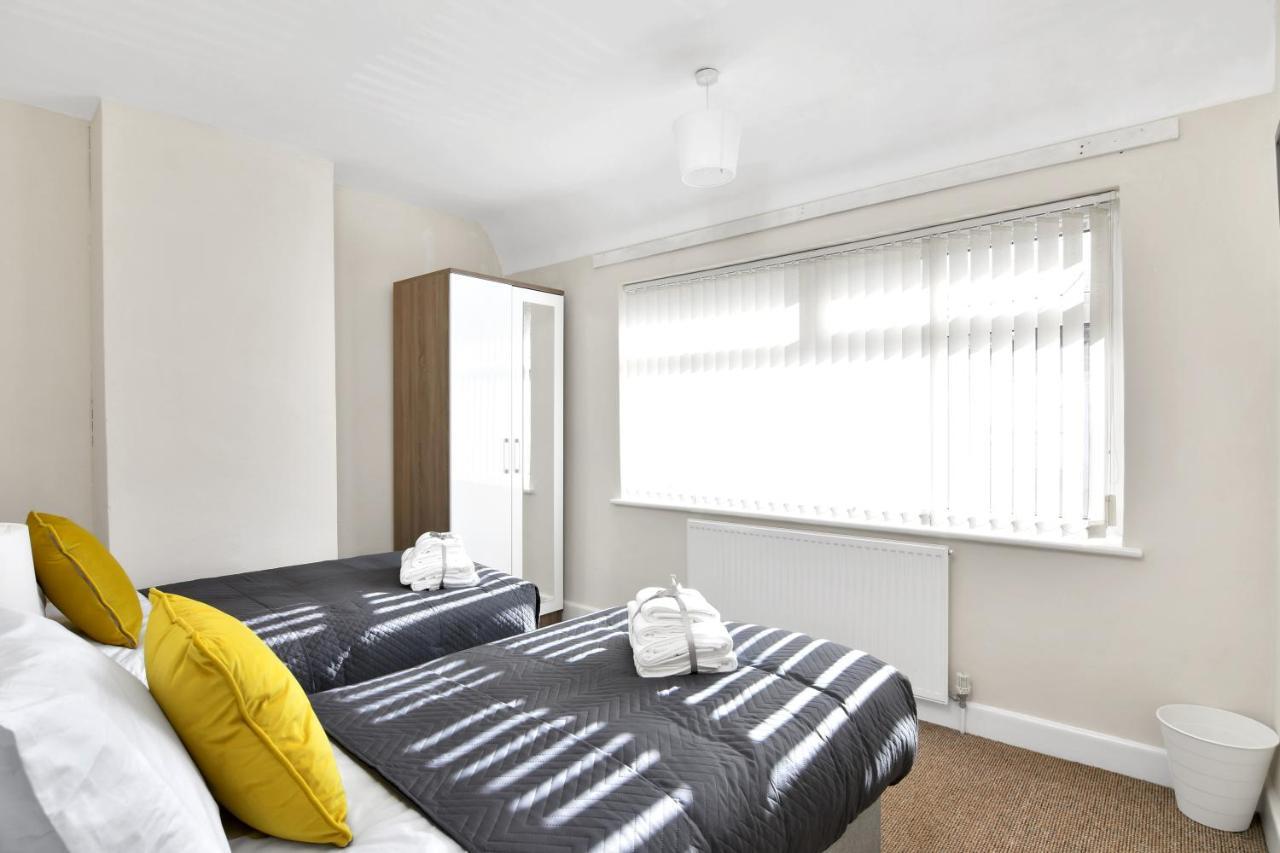 Xclusive Living Stay Near Airport & Nec, The Whitecroft Sheldon  Екстер'єр фото