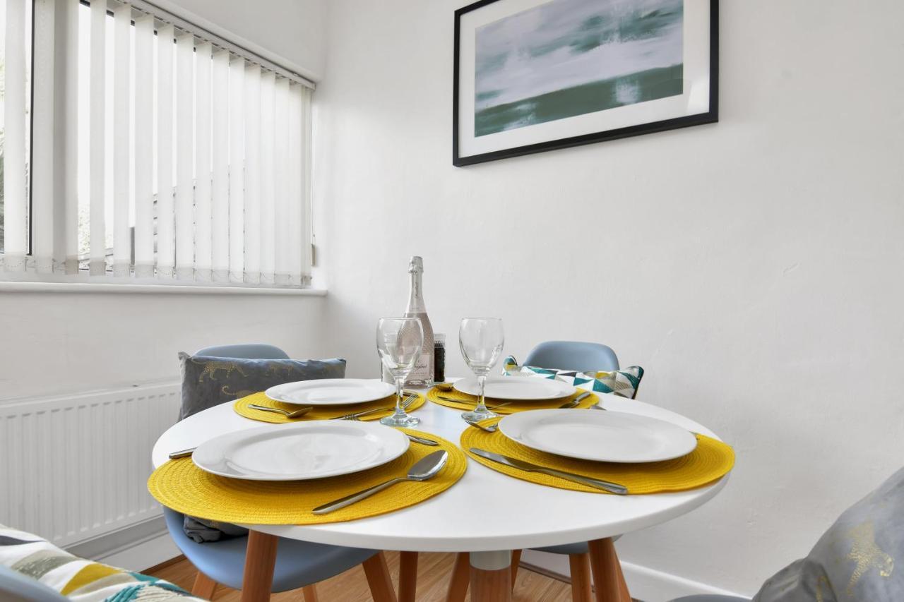 Xclusive Living Stay Near Airport & Nec, The Whitecroft Sheldon  Екстер'єр фото
