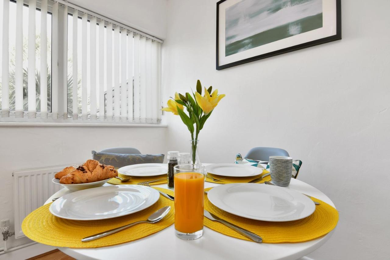Xclusive Living Stay Near Airport & Nec, The Whitecroft Sheldon  Екстер'єр фото
