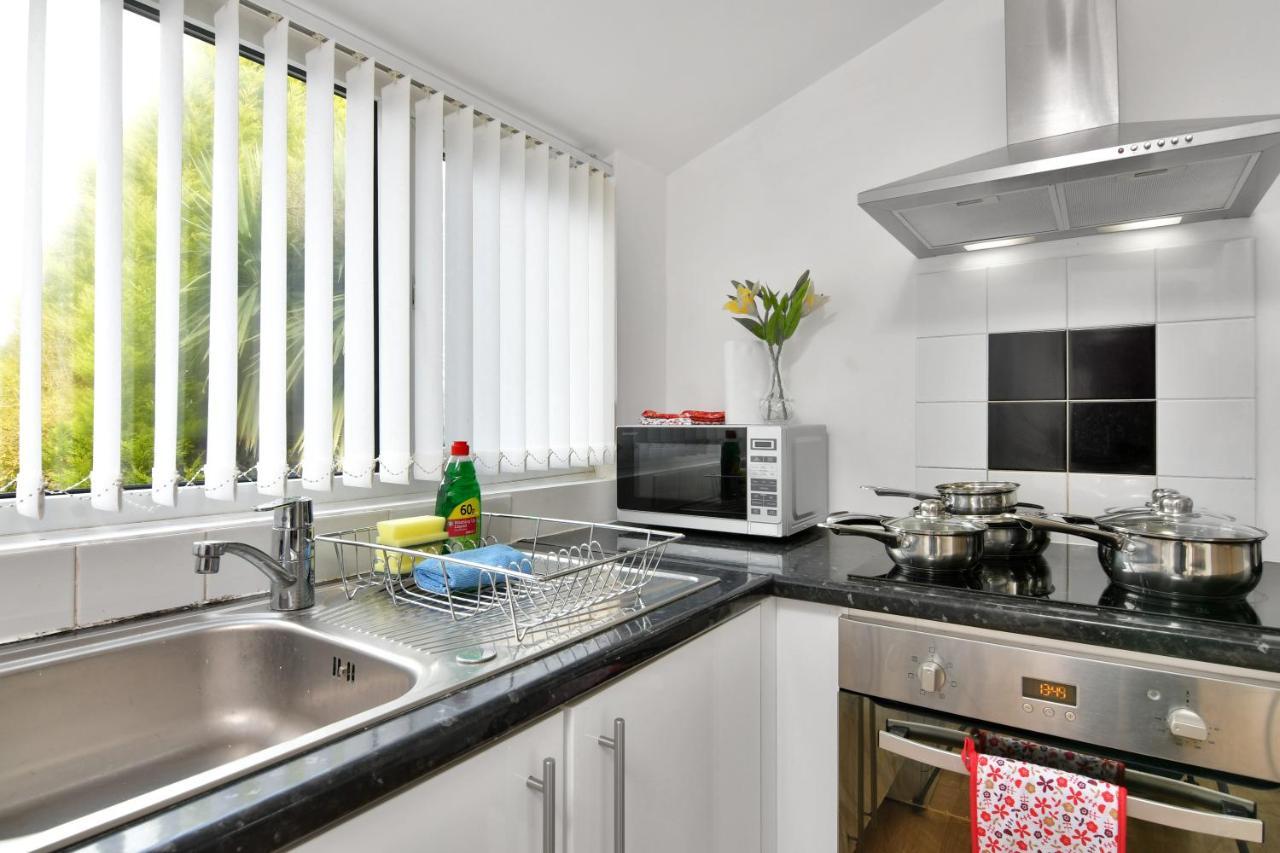 Xclusive Living Stay Near Airport & Nec, The Whitecroft Sheldon  Екстер'єр фото